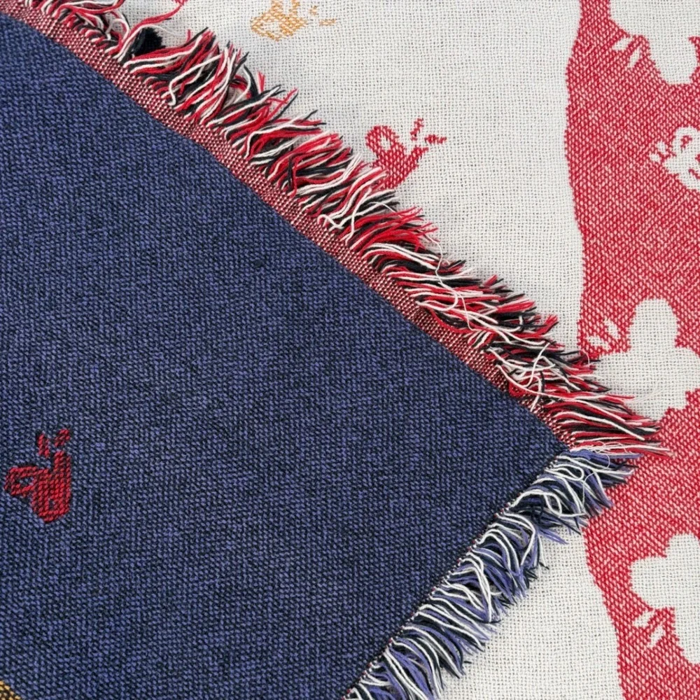 Disney Winnie the Pooh Woven Tapestry Throw Blanket Red Blue Vintage Kids Decor